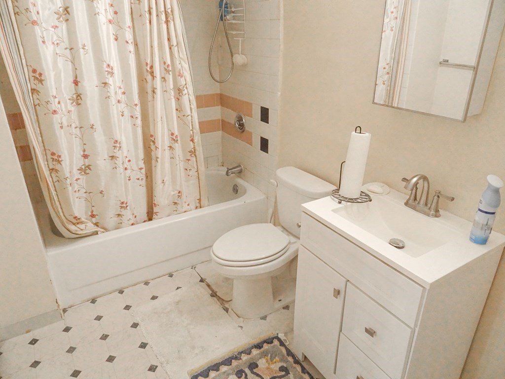 105 George St # 1