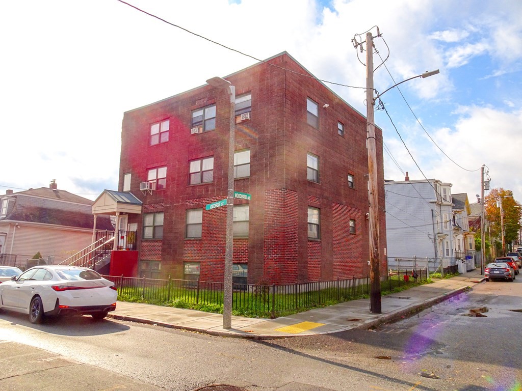 105 George St # 1