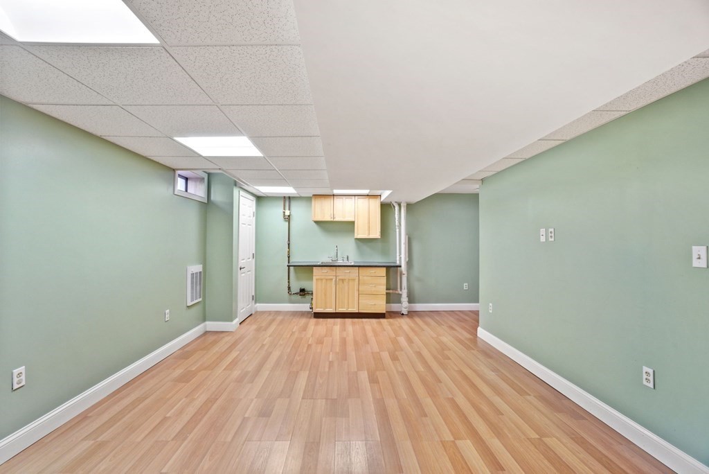 31 Cotting Street # A