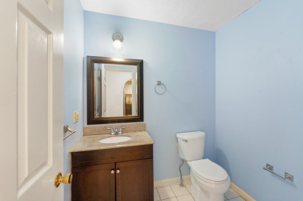 4 Forest Ln # 4