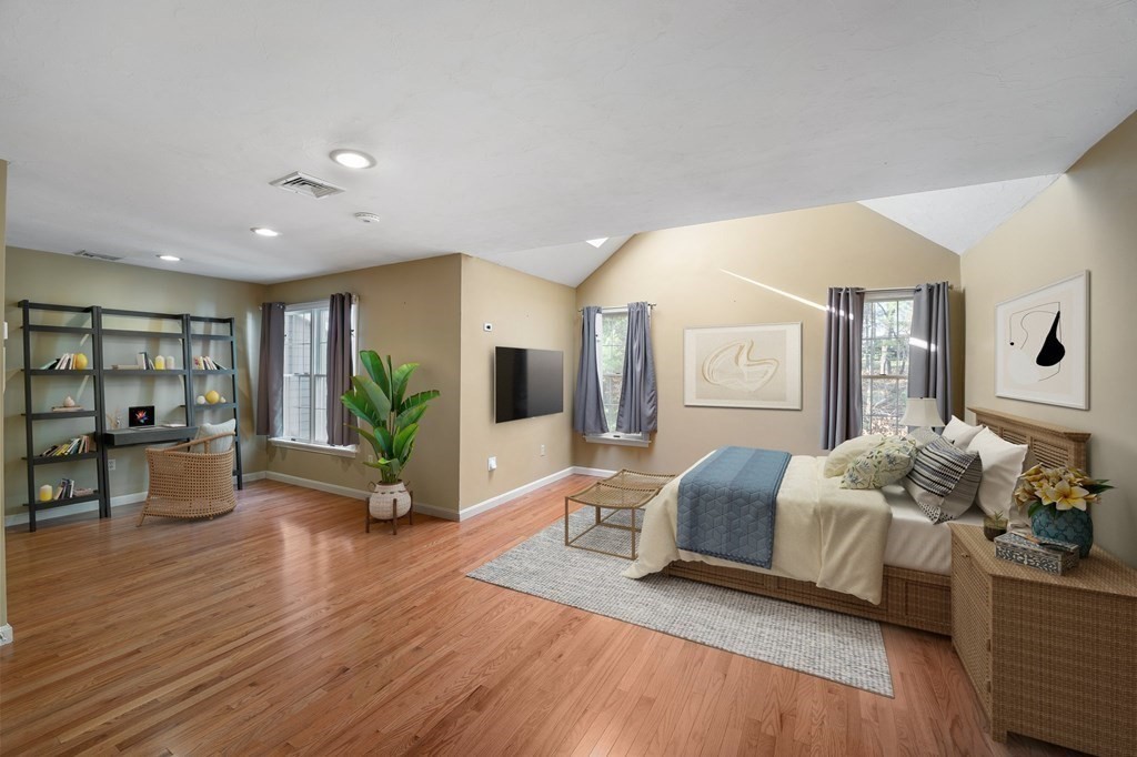 4 Forest Ln # 4