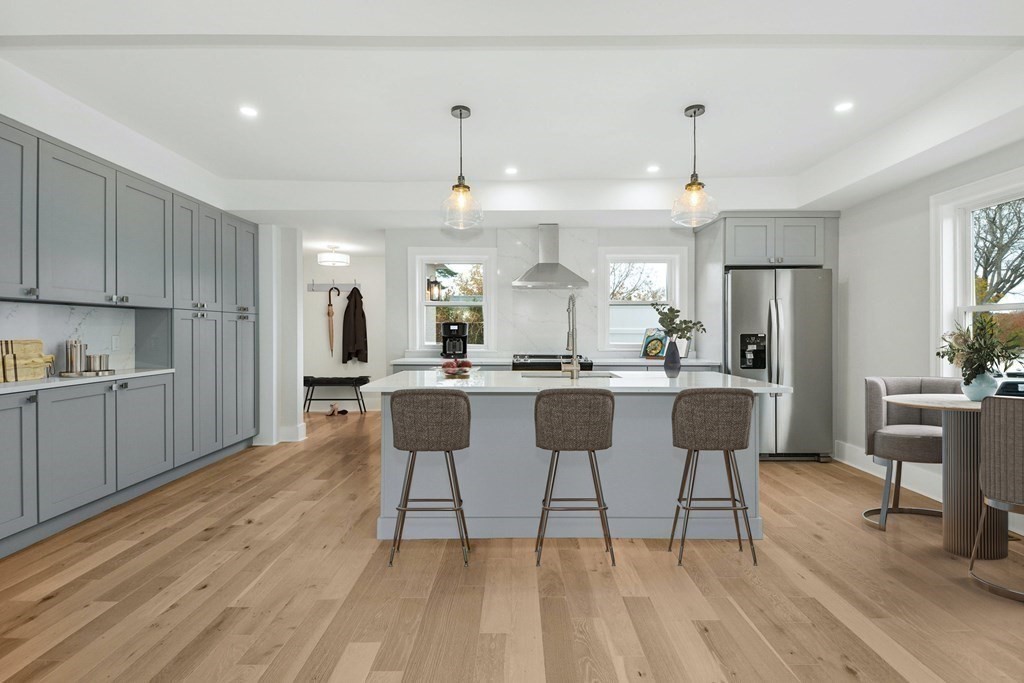 1264 Main Street # 1