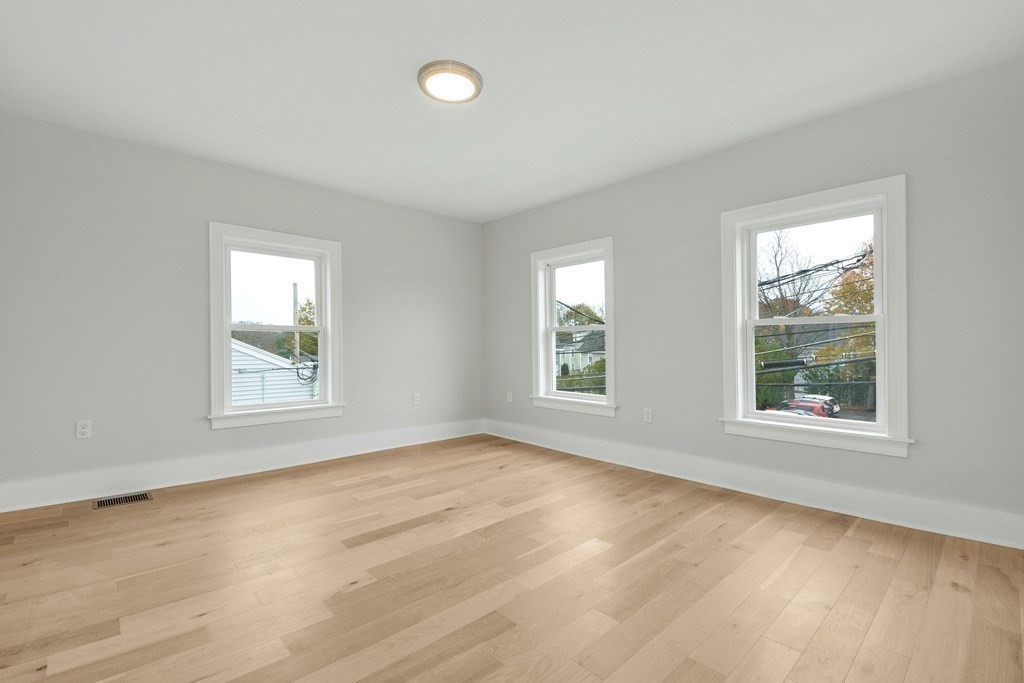 1264 Main Street # 1