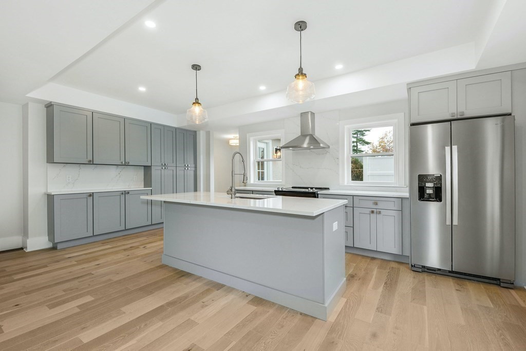 1264 Main Street # 1