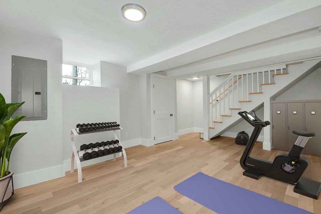1264 Main Street # 1