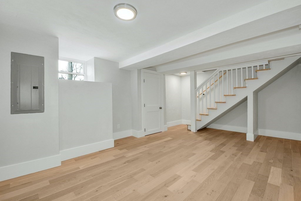 1264 Main Street # 1