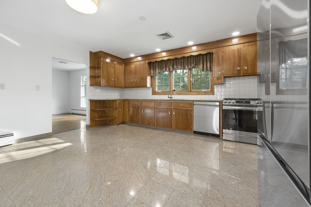 107 Boston Post Rd