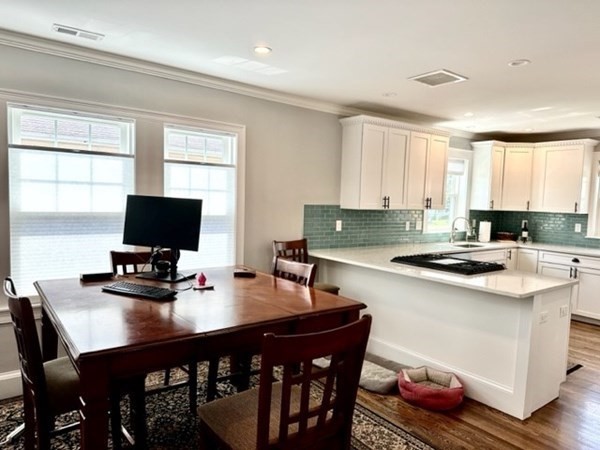 583 School St. # 2