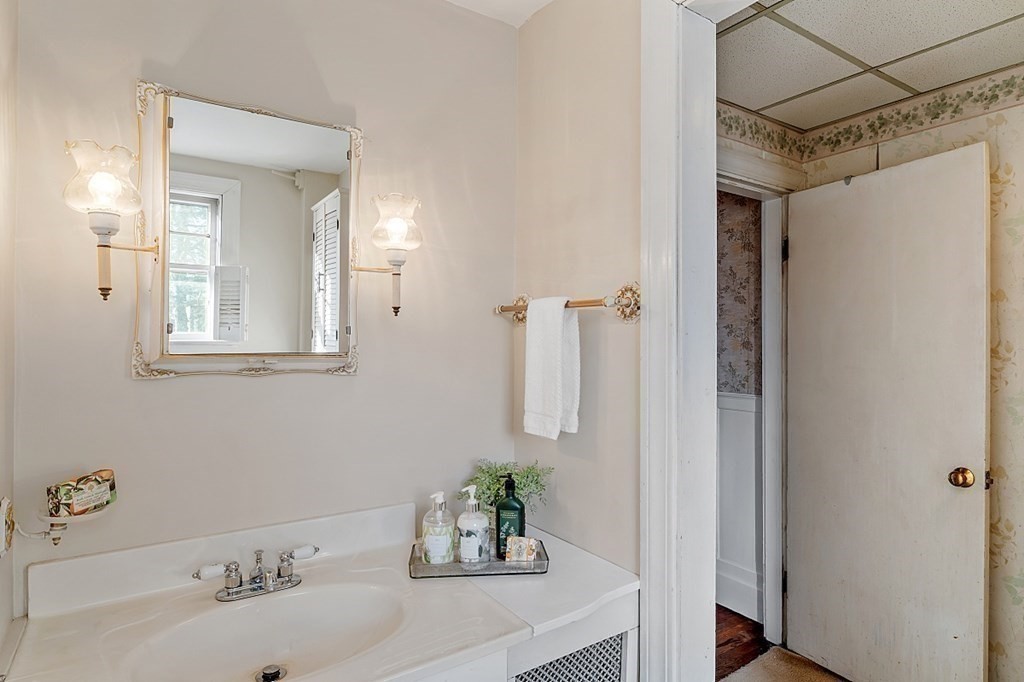 167 Porter St