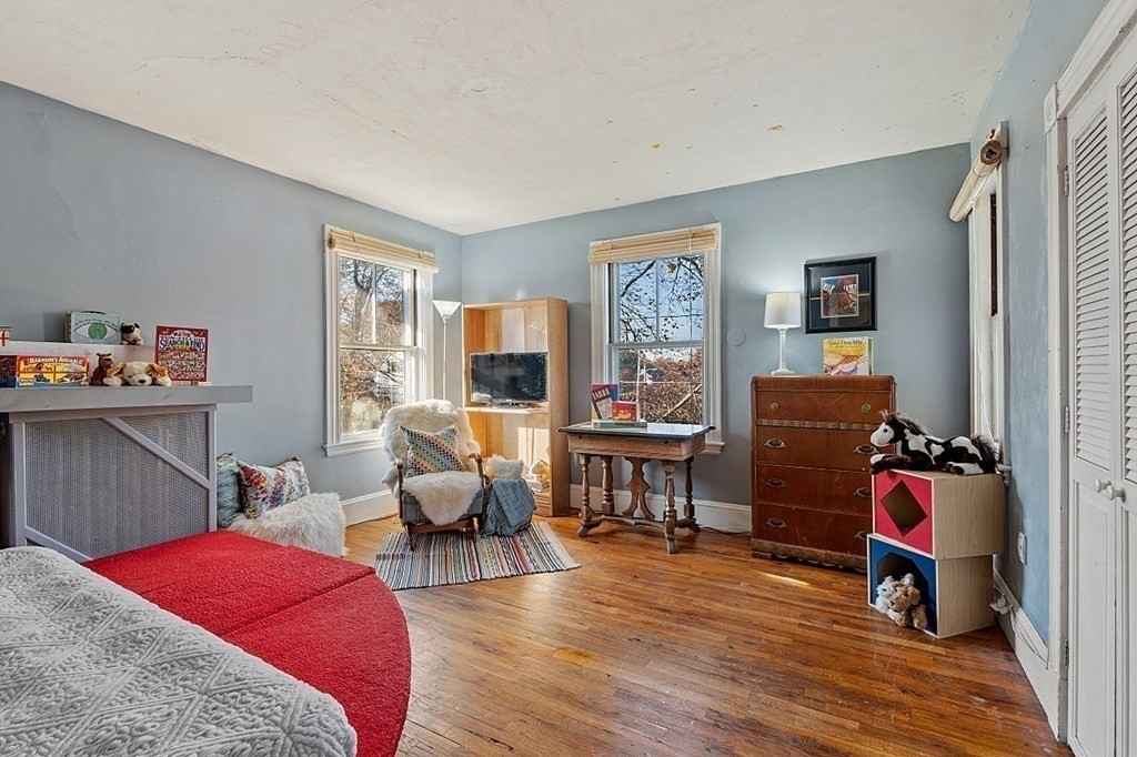 167 Porter St