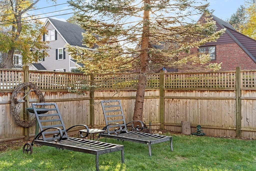 167 Porter St