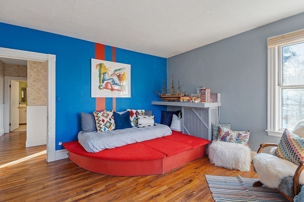 167 Porter St