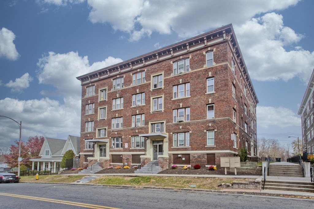 99-103 Federal