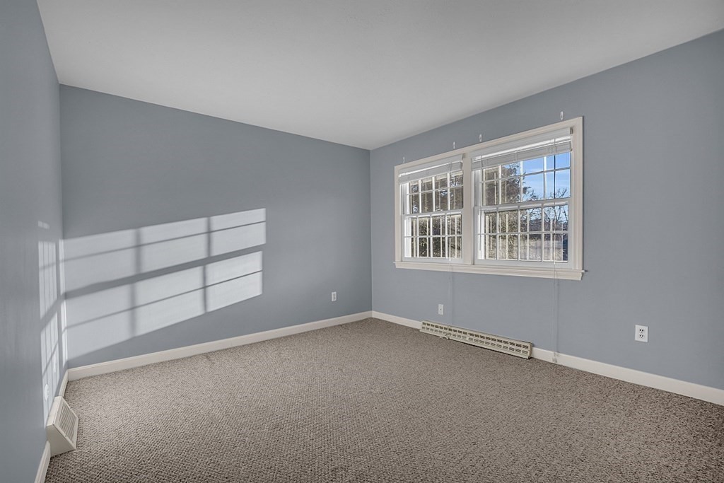 28 Harris St # 3