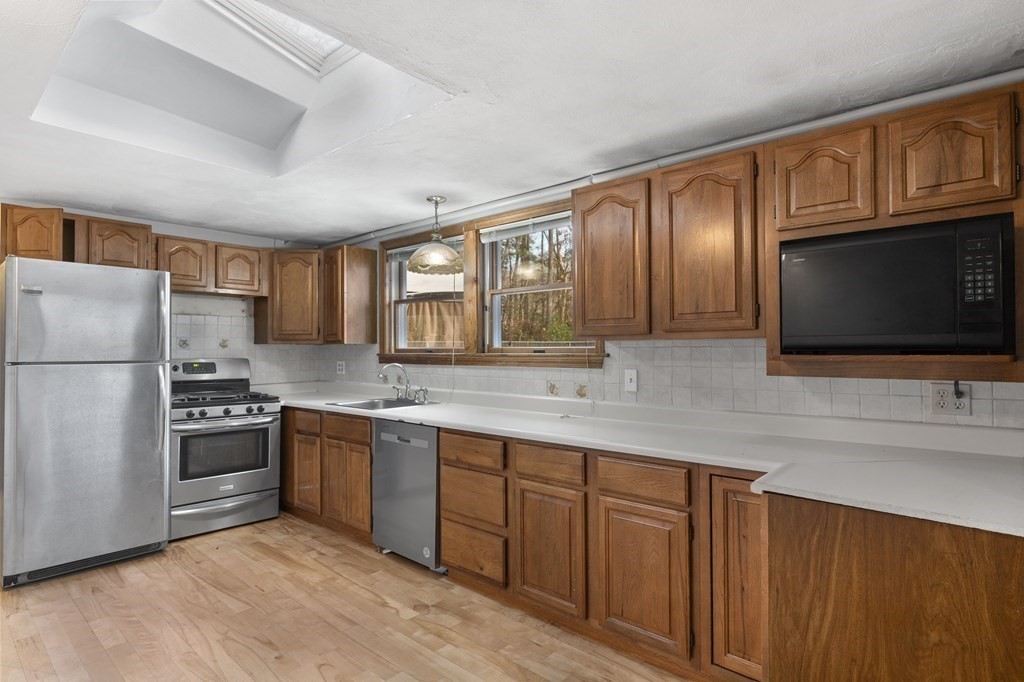 14 Putney Cir