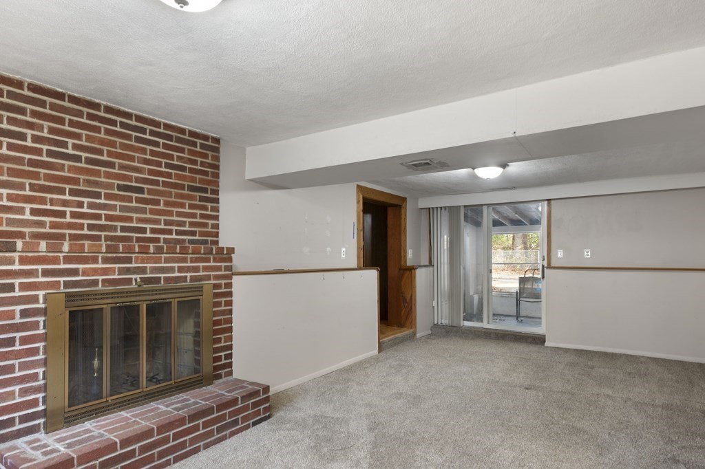 14 Putney Cir