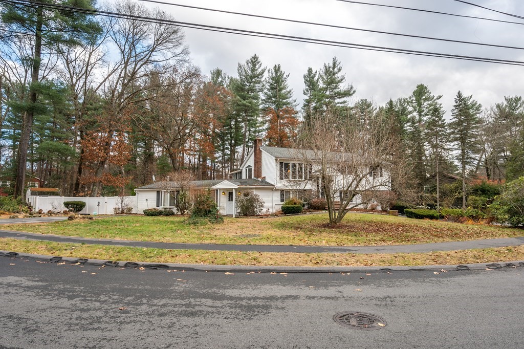 14 Putney Cir