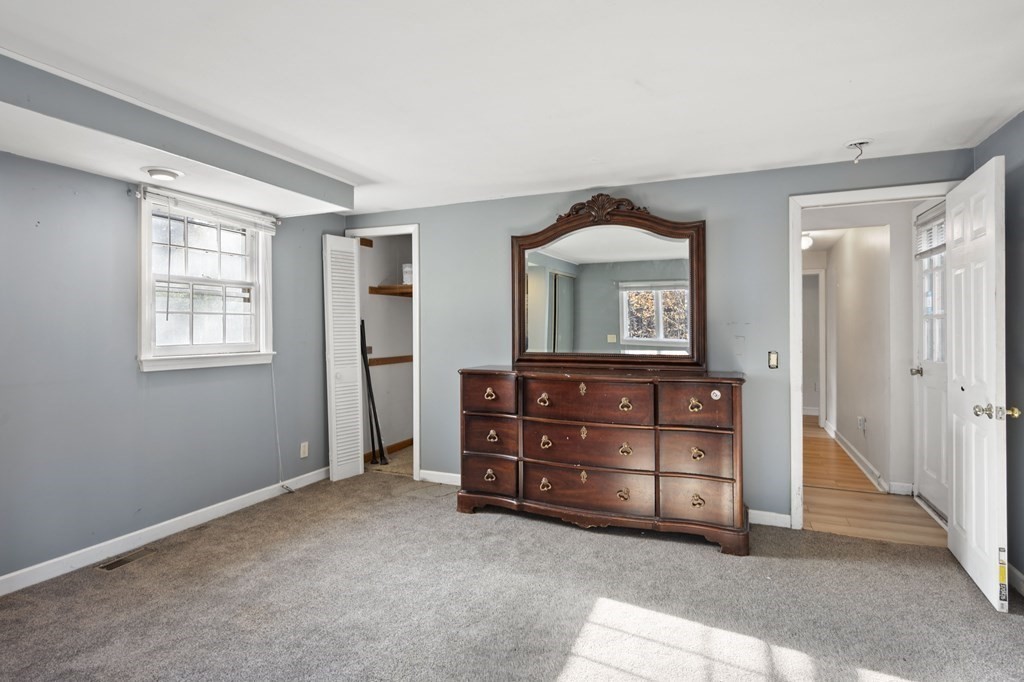 14 Putney Cir