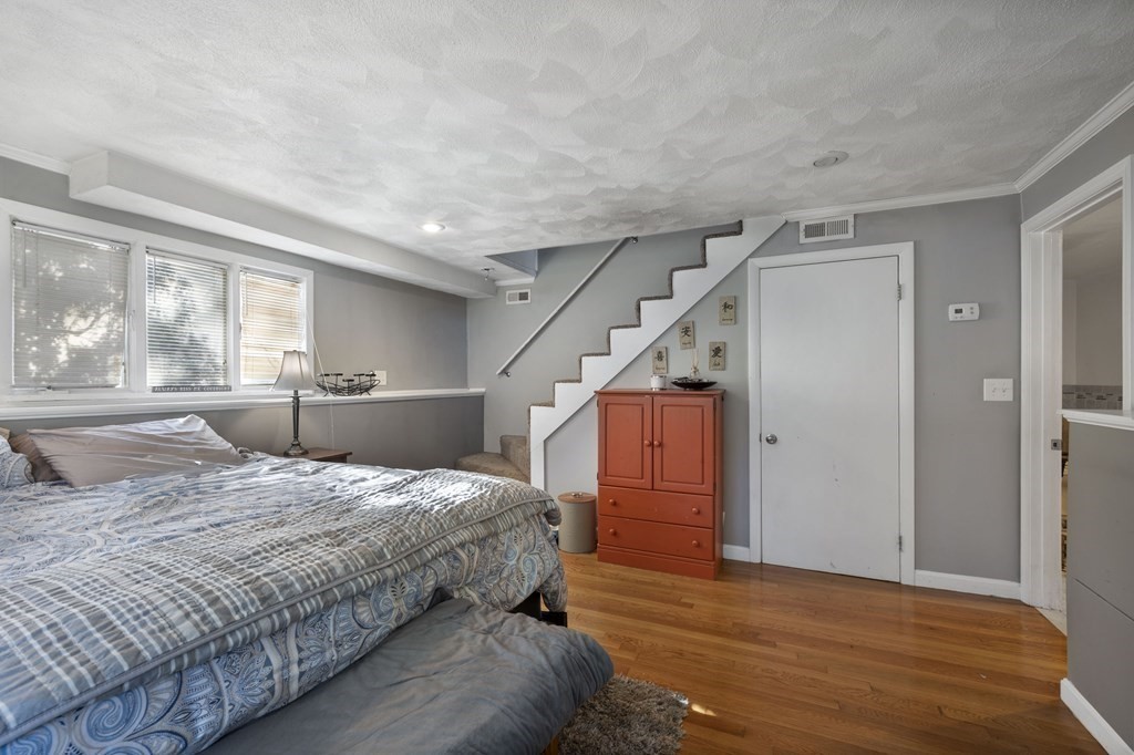 14 Putney Cir