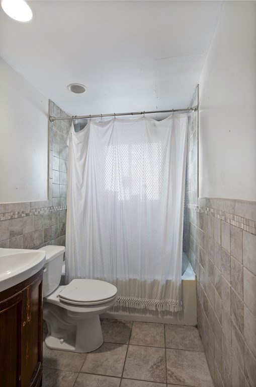 14 Putney Cir