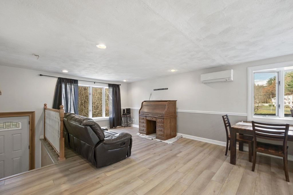 14 Putney Cir