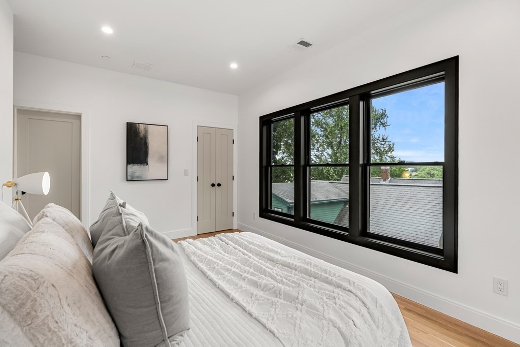 50 Draper Street, # 1
