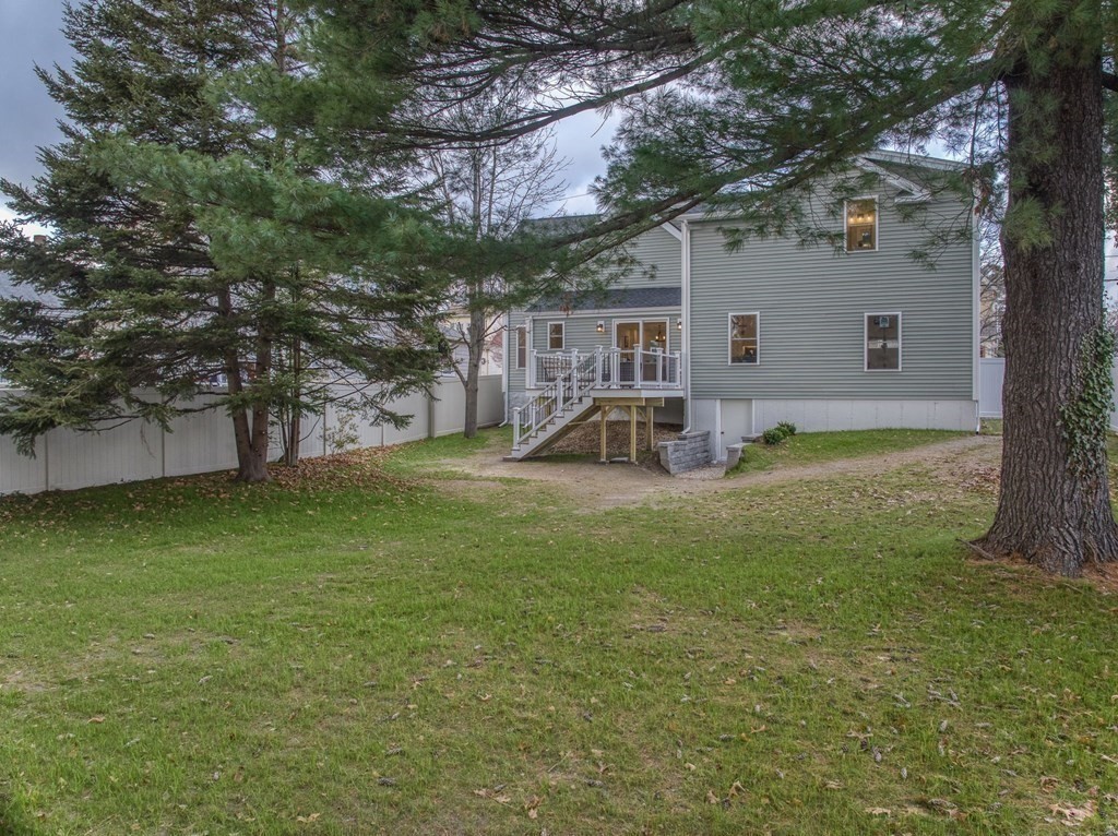 327 East Foster Street