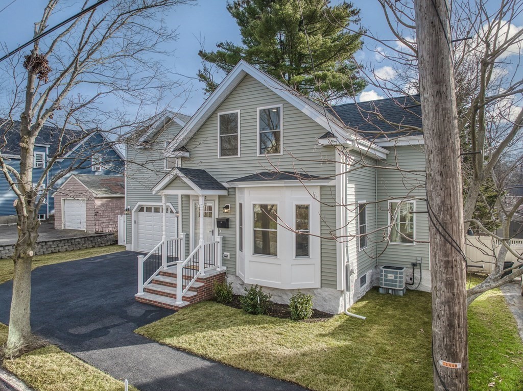 327 East Foster Street