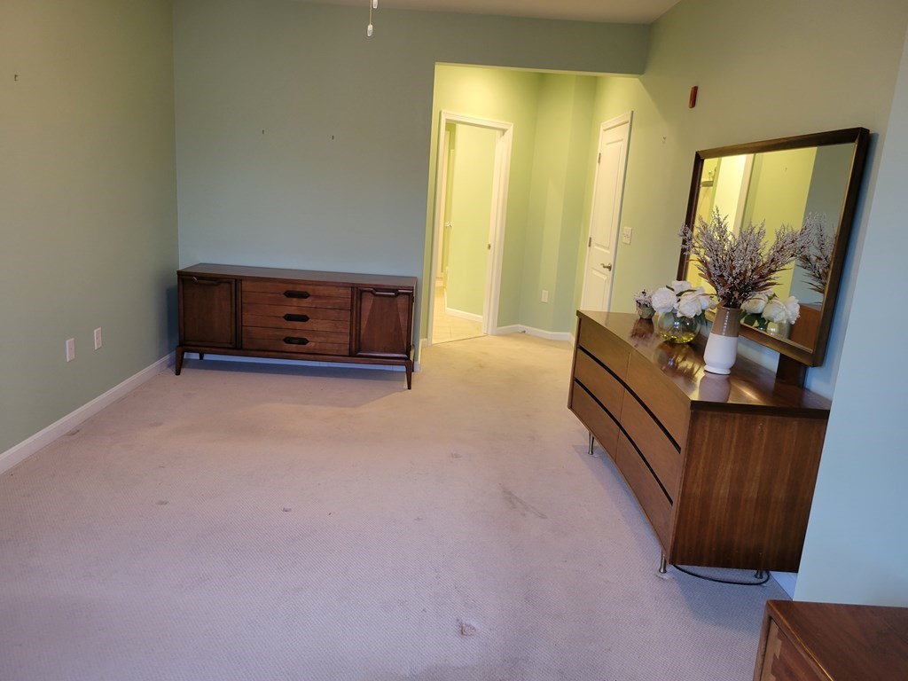 9 Abigail Way # 4010