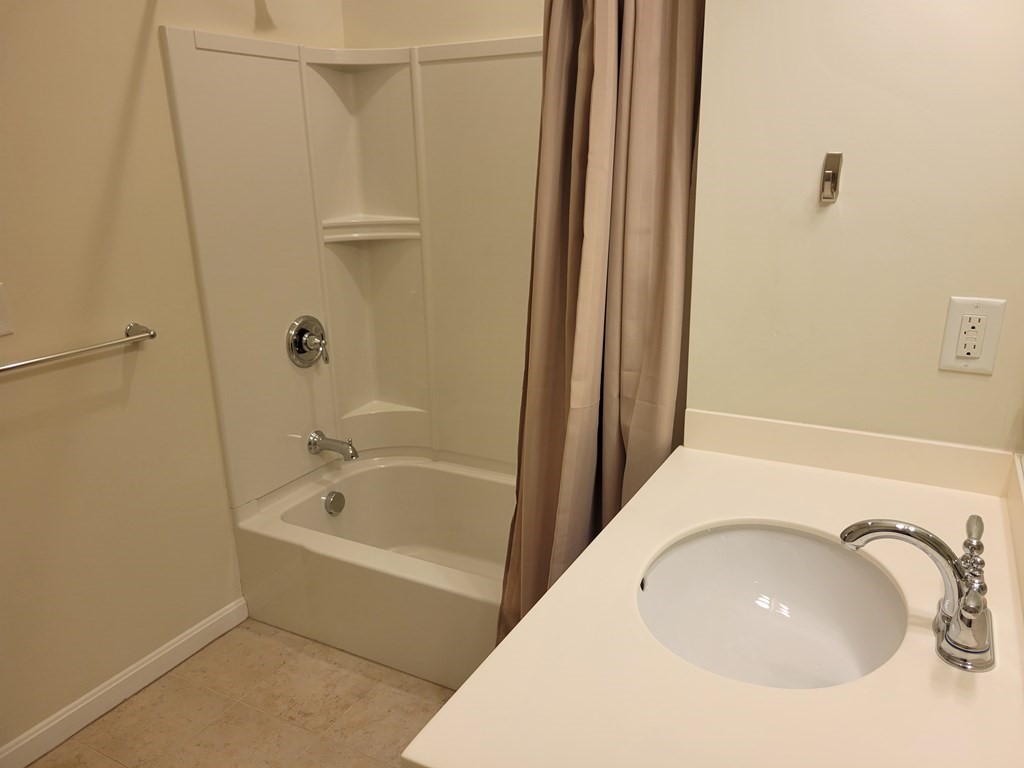 9 Abigail Way # 4010