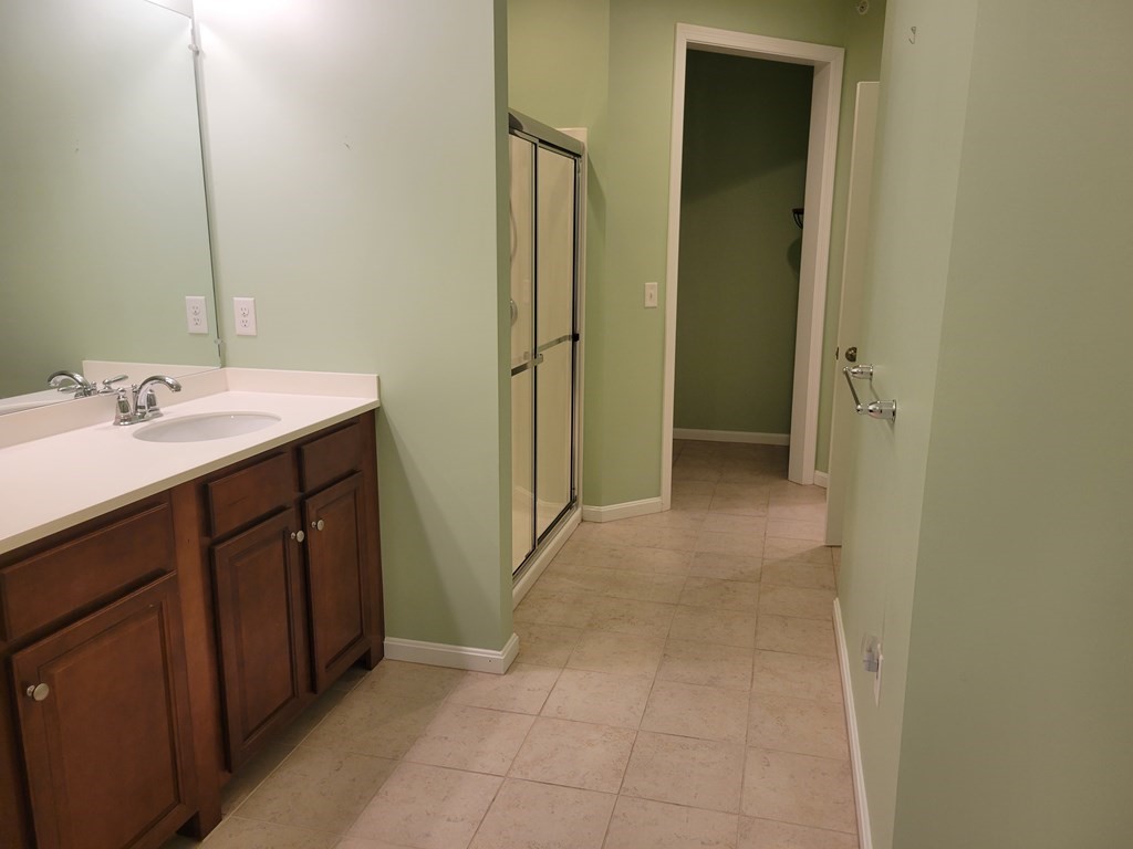 9 Abigail Way # 4010