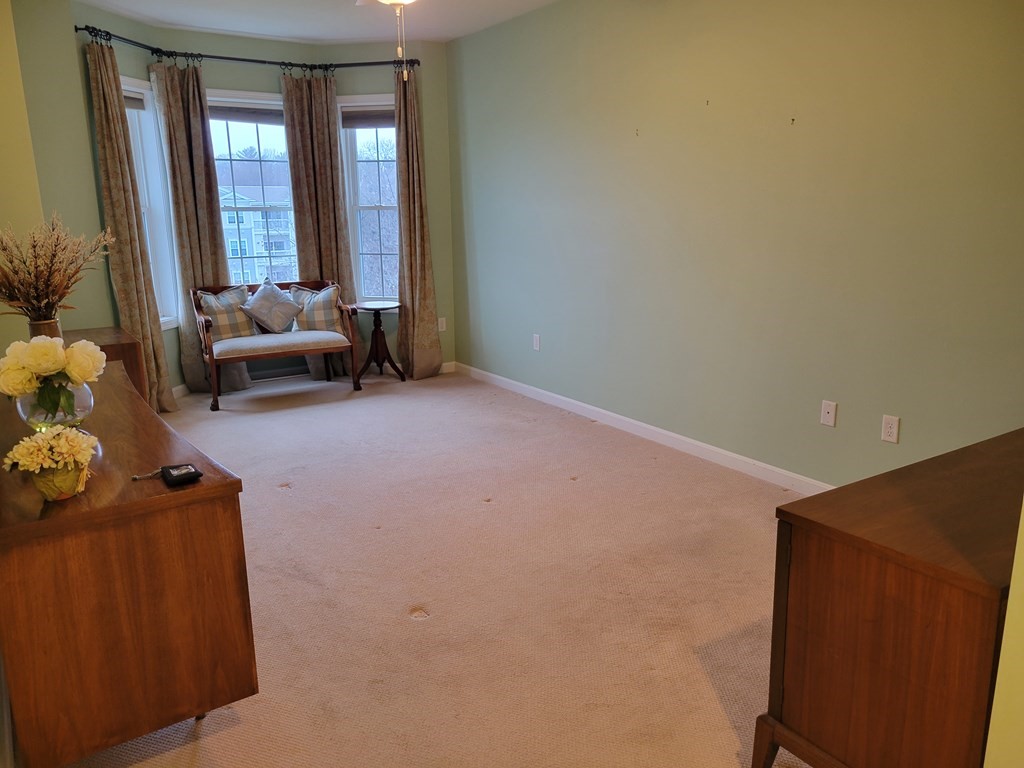 9 Abigail Way # 4010