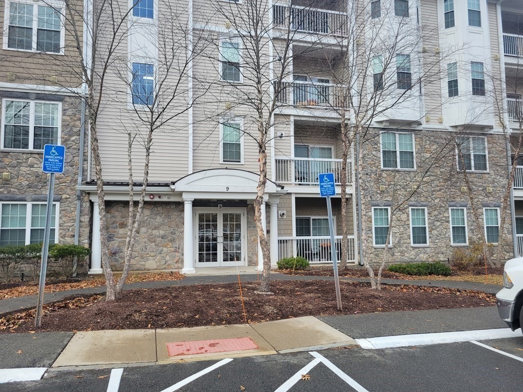 9 Abigail Way # 4010