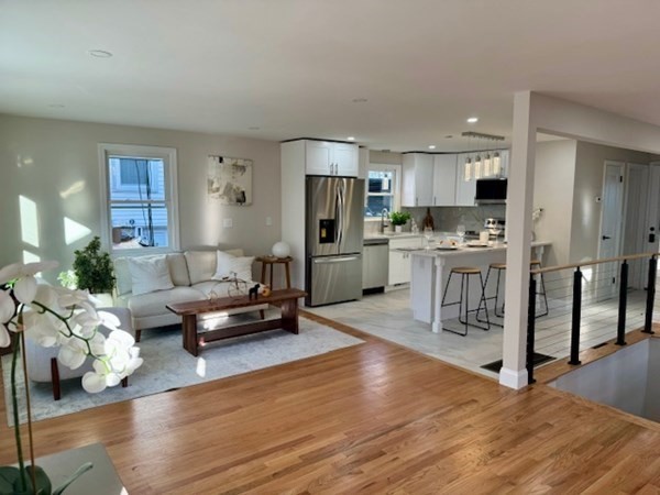 13 Sutherland Rd # 1