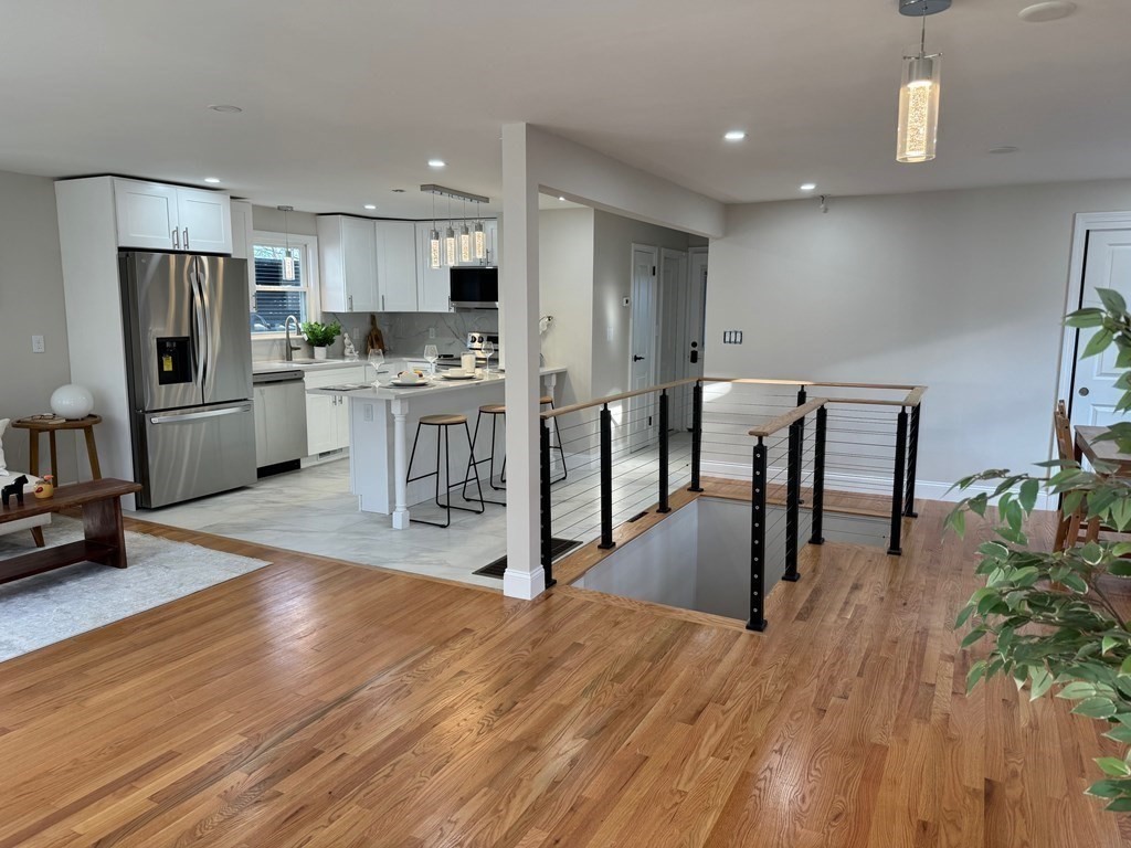 13 Sutherland Rd # 1