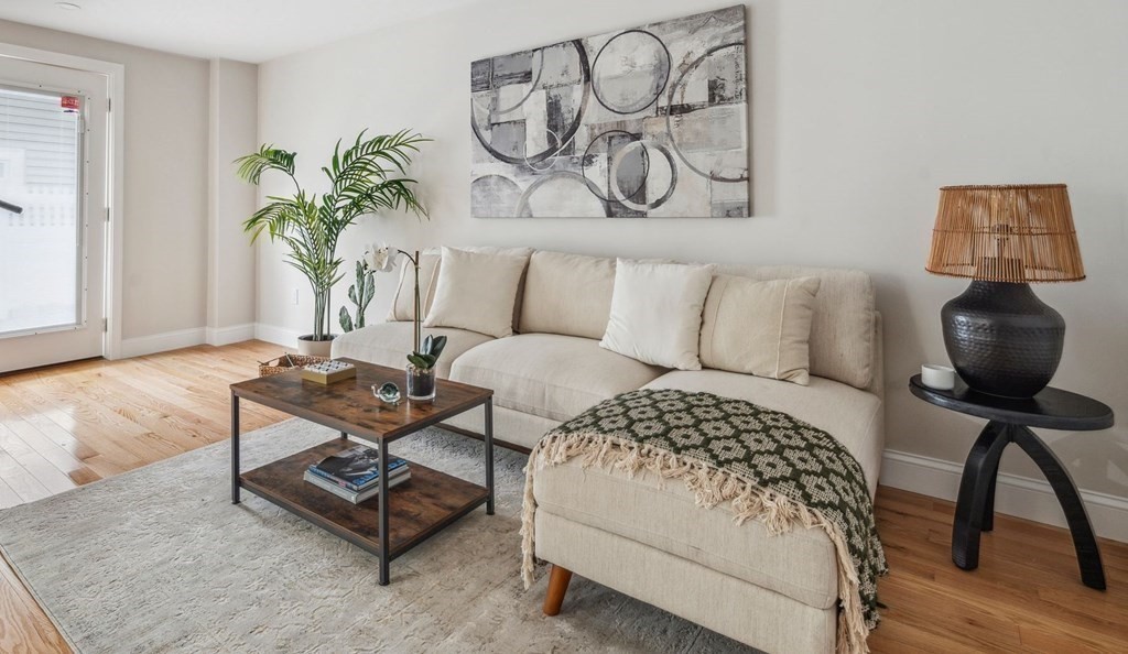 13 Sutherland Rd # 1