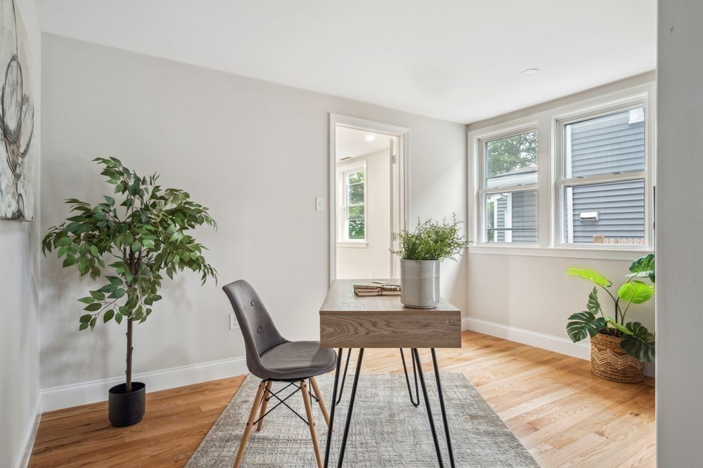 13 Sutherland Rd # 1