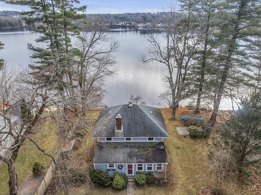 6 Hedgeway St