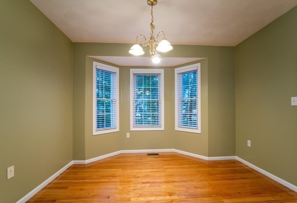 555 Main St # 15