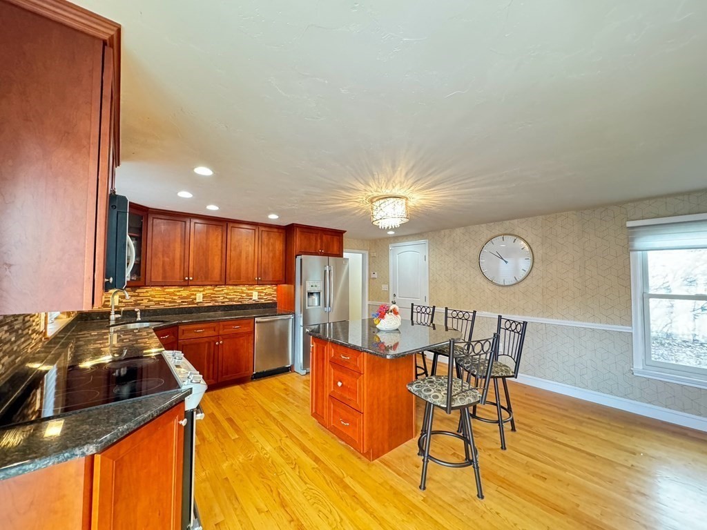 14 Fuller Rd