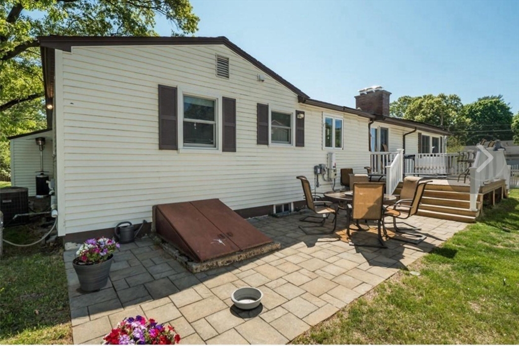 14 Fuller Rd