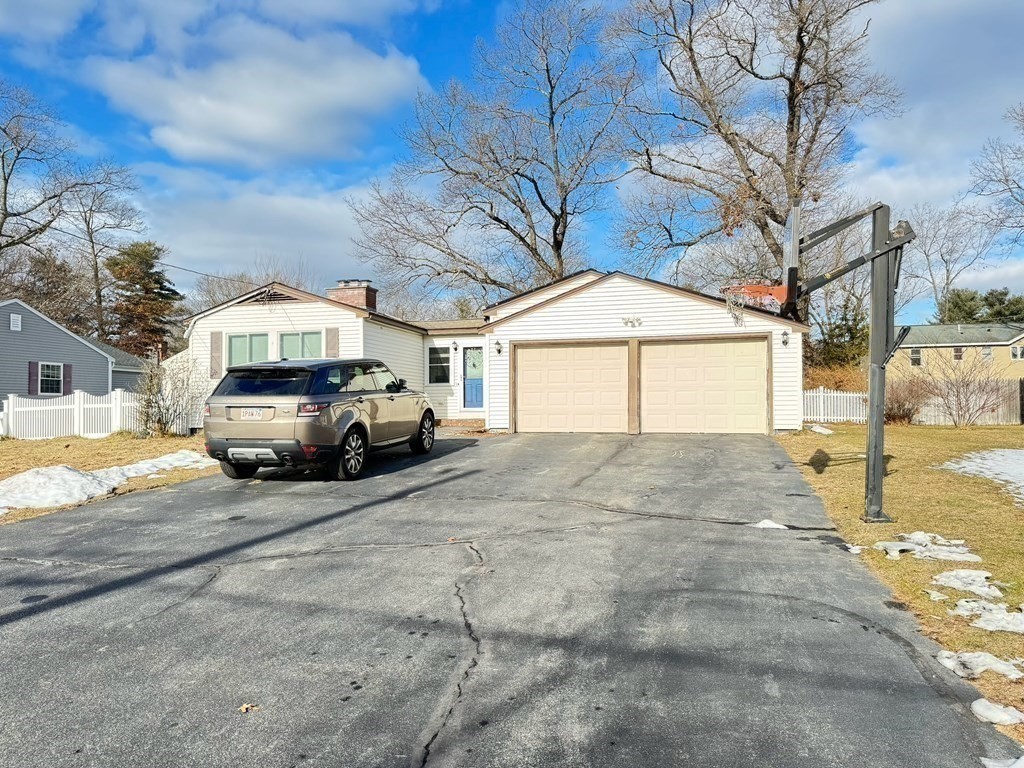 14 Fuller Rd
