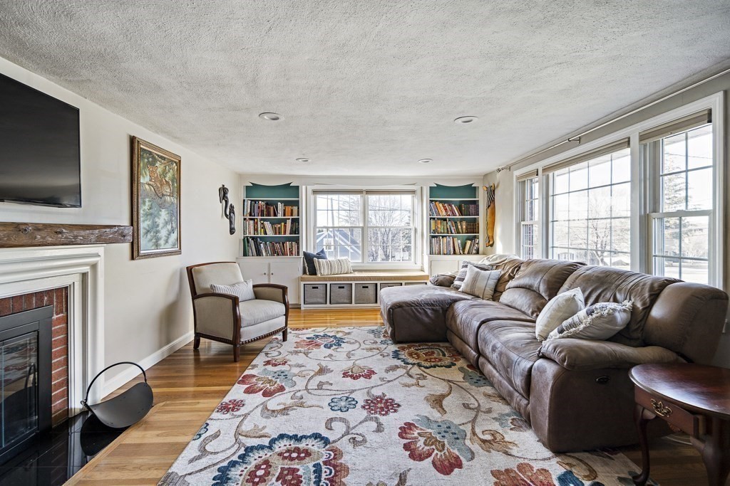 12 Westview Drive