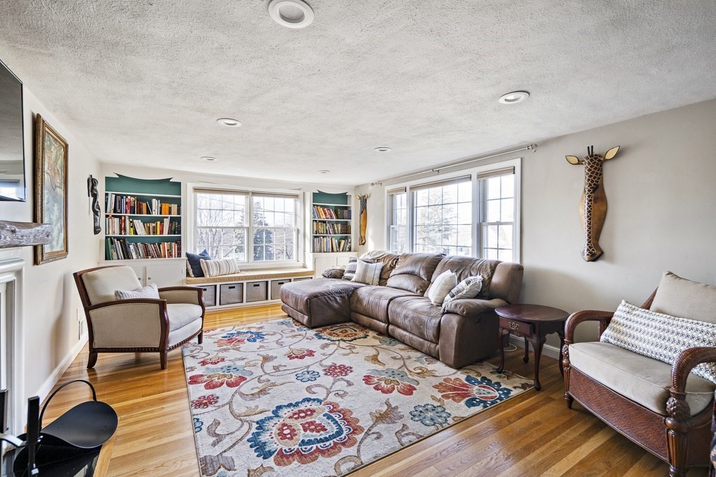12 Westview Drive