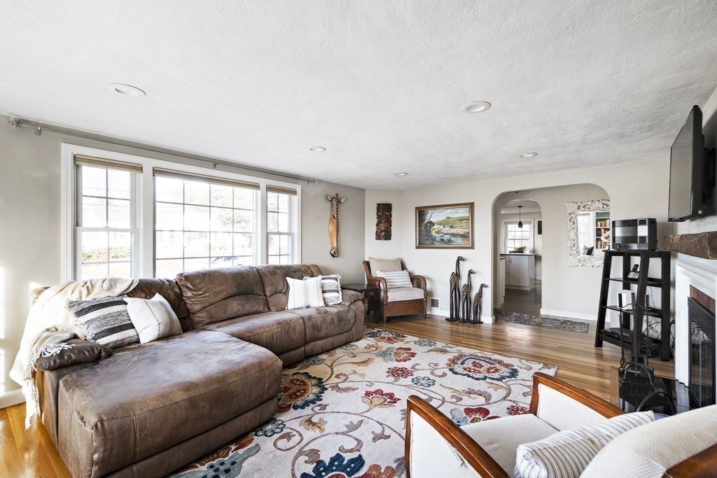 12 Westview Drive