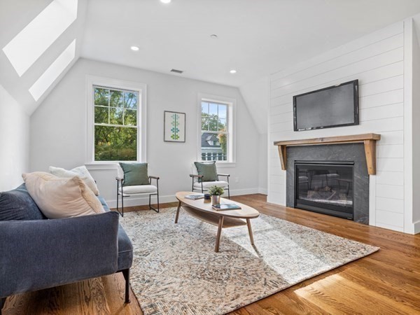 137 Summer St # 2