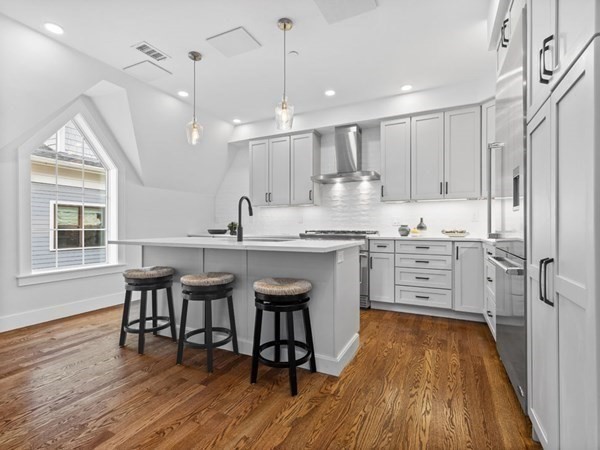 137 Summer St # 2