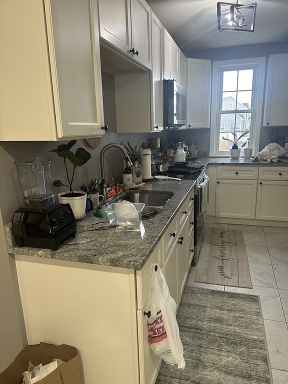 14 Fleming Ave