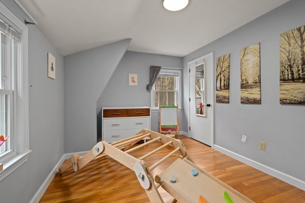 8 Bridle Rd