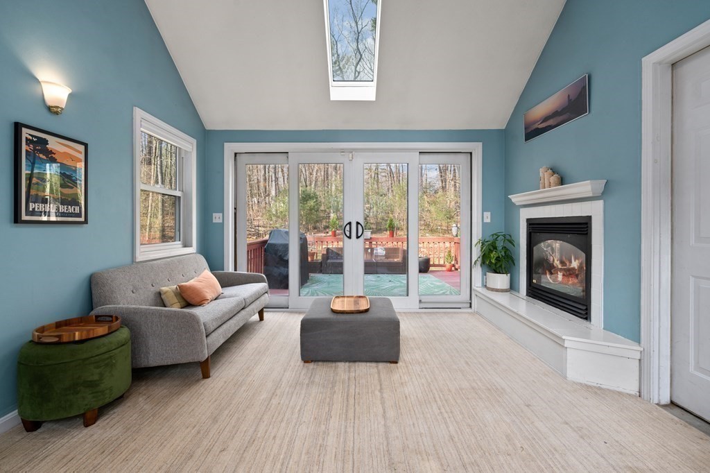 8 Bridle Rd